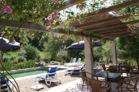Casa Oliveirinha, Maison à Covas avec Piscine et Nature - Photo 11
