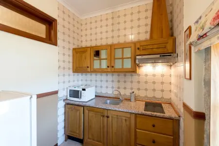 Casa do Caseiro, Maison de vacances confortable à Vila Flor avec piscine - Photo 12