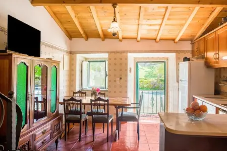Casa de Pedras, Ferme à Montemor près du lac et forêt - Photo 3