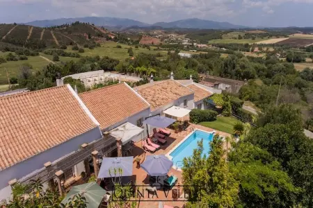 Quinta Velha - Girassol, Superbe maison de vacances à Portimão avec piscine - Photo 1