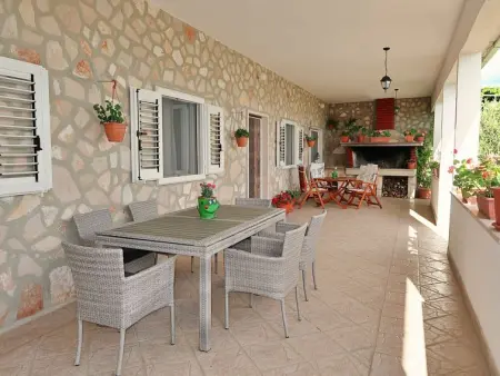 Lucije, Maison 7 personnes à Brač Splitska - Photo 2