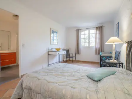 L'Escarpe des Arbousiers, Maison 8 personnes à Saint Aygulf - Photo 18