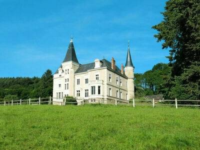Château Moindrots (BZY100), Gite 13 personnes à Luzy FR6708.651.1