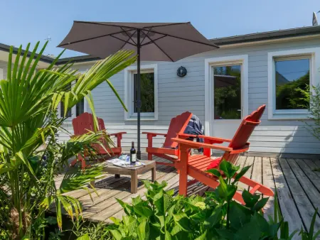 Bungalow in Concarneau,Gîte au Jardin FR2911.613.1 N°245523