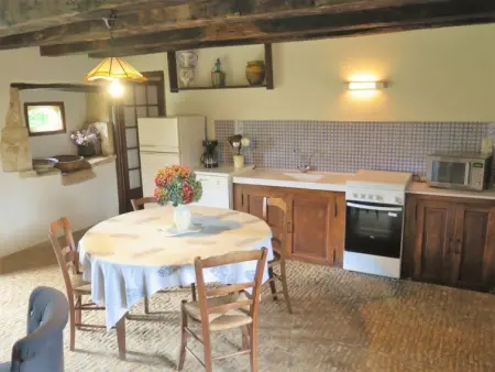 Le Petit Gîte, Maison 4 personnes à Jayac - Photo 3