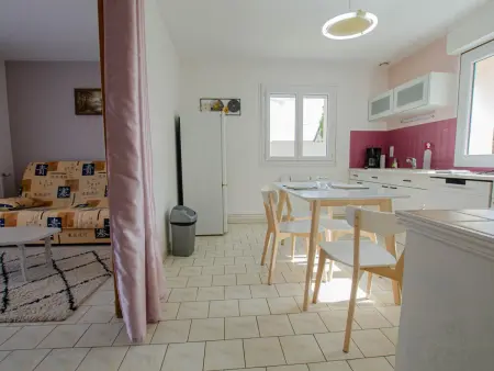 Le Clos tranquille : Maison avec 2 Chambres, Jardin et Parking - Photo 6