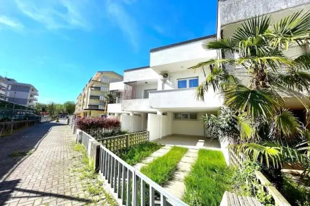 VILLA VIVALDI 85, Villa élégante à Caorle près de la plage - Photo 20