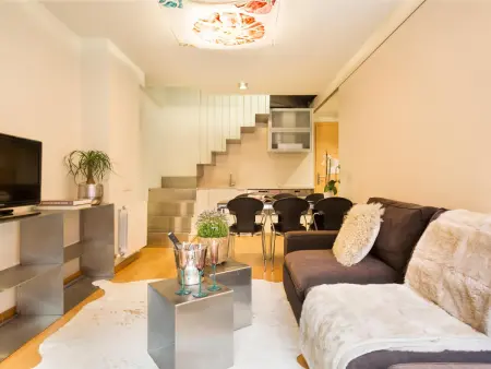 Appartement Duplex avec Terrasse Privée, Solarium et Piscine près de la Plage, Barcelone - Photo 9