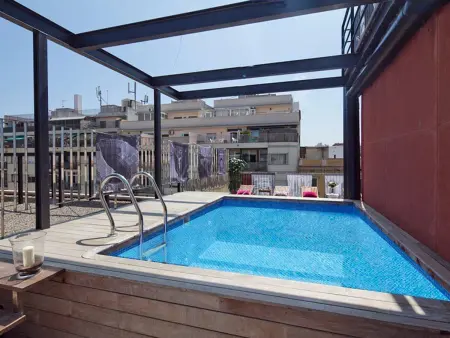 Appartement Duplex avec Terrasse Privée, Solarium et Piscine près de la Plage, Barcelone - Photo 19