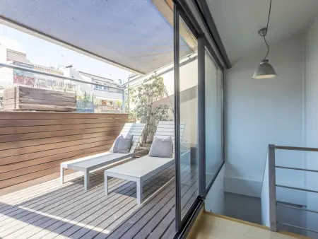 Penthouse à Barcelone avec Terrasse Privée - 3 Chambres, 2 Salles de Bain, Proche Métro - Photo 1