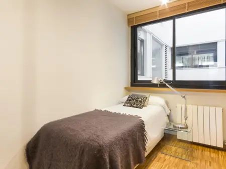Appartement Exécutif Central avec Balcon, 3 Chambres, Climatisation et Parking en Option - Photo 5