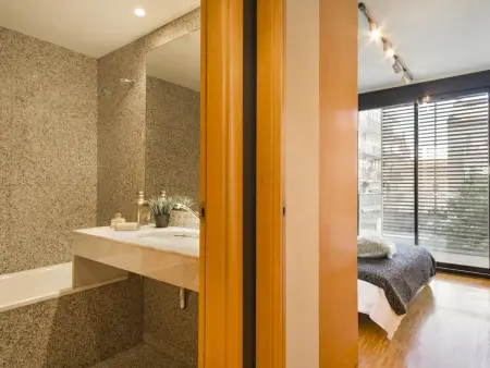Appartement Exécutif Central avec Balcon, 3 Chambres, Climatisation et Parking en Option - Photo 15