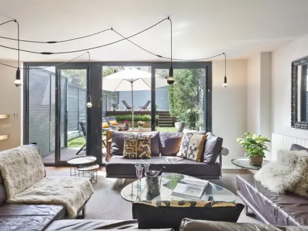 Duplex Moderne à Barcelone avec Jardin et Piscine Privés pour 10 Personnes - Photo 6