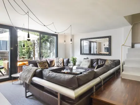 Duplex Moderne à Barcelone avec Jardin et Piscine Privés pour 10 Personnes - Photo 8