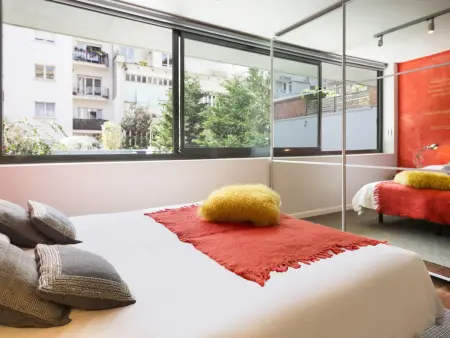 Duplex Moderne à Barcelone avec Jardin et Piscine Privés pour 10 Personnes - Photo 10