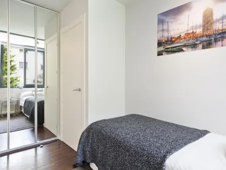 Duplex Moderne à Barcelone avec Jardin et Piscine Privés pour 10 Personnes - Photo 15