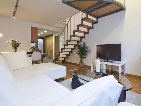Duplex confortable au cœur de Barcelone, idéalement situé avec 3 chambres et équipements modernes - Photo 5