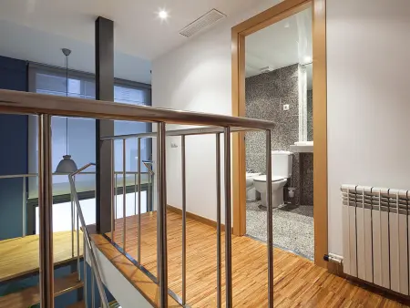 Duplex confortable au cœur de Barcelone, idéalement situé avec 3 chambres et équipements modernes - Photo 9