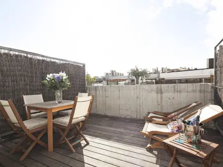 Barcelone: Triplex 6 Pers. avec Terrasse Privée, Clim, Parking et Wi-Fi - Photo 2