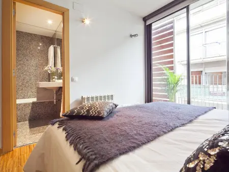 Barcelone: Triplex 6 Pers. avec Terrasse Privée, Clim, Parking et Wi-Fi - Photo 5
