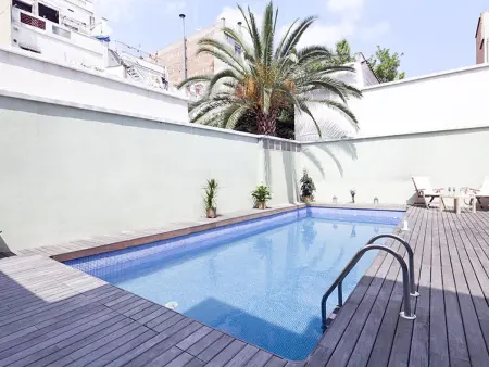 Triplex avec Terrasse et Piscine près de la Sagrada Familia à Barcelone - Photo 1