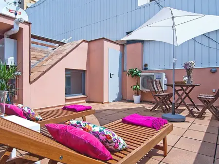 Triplex avec Terrasse et Piscine près de la Sagrada Familia à Barcelone - Photo 4