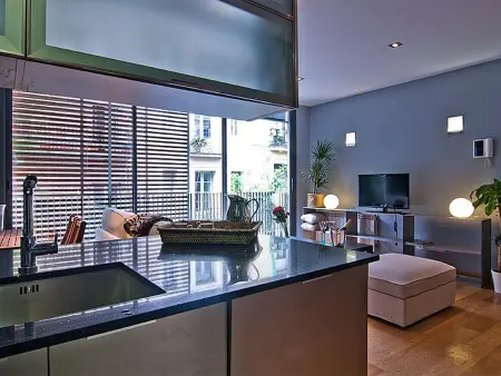 Triplex avec Terrasse et Piscine près de la Sagrada Familia à Barcelone - Photo 10