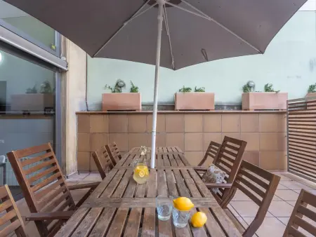 Appartement avec Terrasse Privée, Piscine et Parking au Centre de Barcelone - Photo 4