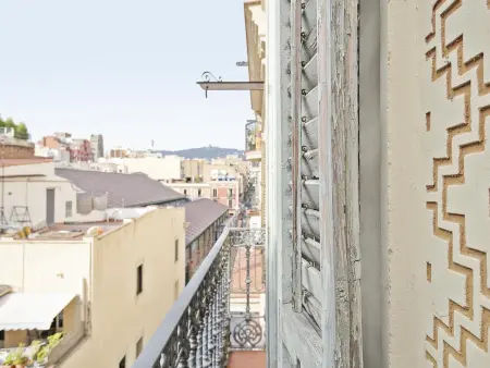Appartement lumineux rénové à Gràcia avec 2 balcons et équipements idéaux pour les familles - Photo 15