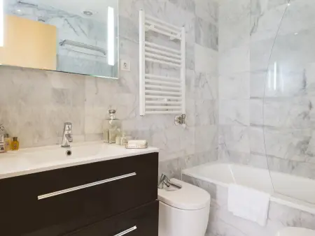 Appartement Familial avec Piscine, Terrasse et Confort Moderne dans le Quartier Gothique de Barcelone - Photo 21