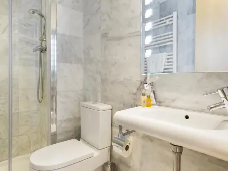 Appartement Familial avec Piscine, Terrasse et Confort Moderne dans le Quartier Gothique de Barcelone - Photo 22