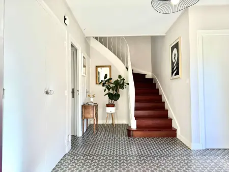 Maison 5 chambres à 150 m de la plage, rénovée, jardin, proche restaurants et commerces - Photo 16