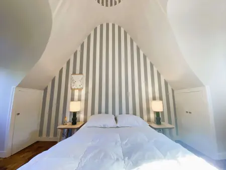 Maison 5 chambres à 150 m de la plage, rénovée, jardin, proche restaurants et commerces - Photo 19
