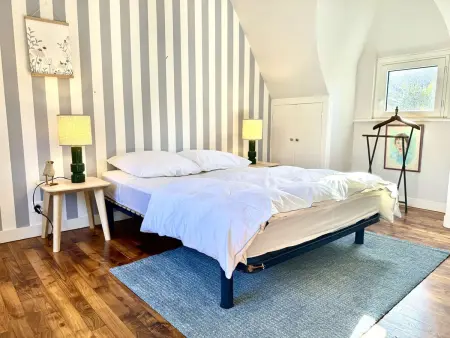 Maison 5 chambres à 150 m de la plage, rénovée, jardin, proche restaurants et commerces - Photo 20