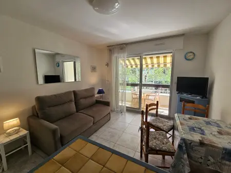 Studio Cozy à 3 min de la Plage avec Parking et Balcon - Photo 6