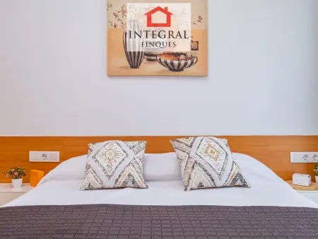 Appartement Moderne à Palamós avec Piscine, Parking, et Proche Plage - Photo 3