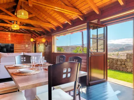 Cabane en Bois avec Piscine Privée, Jardin Verdoyant et Coin Barbecue - Photo 19