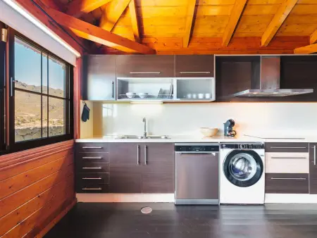 Cabane en Bois avec Piscine Privée, Jardin Verdoyant et Coin Barbecue - Photo 21