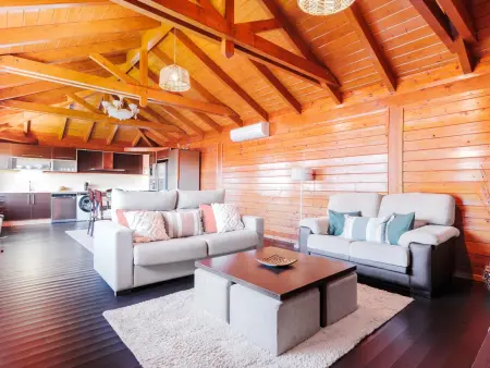 Cabane en Bois avec Piscine Privée, Jardin Verdoyant et Coin Barbecue - Photo 24