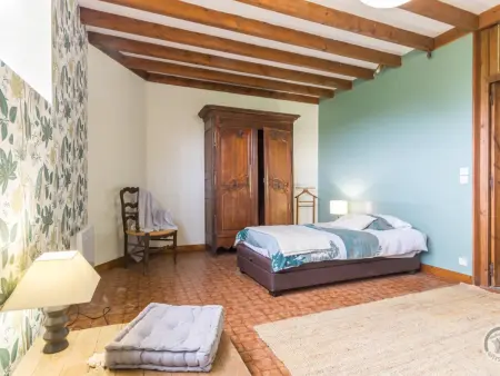 Maison familiale avec jardin et terrasse - Orval sur Sienne - Photo 11