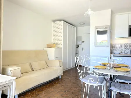 Studio 4 Couchages avec Jardin et Piscine à Bormes-les-Mimosas - Photo 5