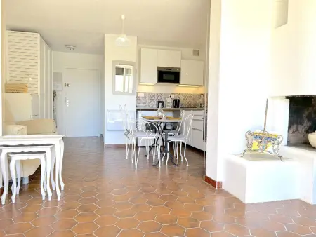 Studio 4 Couchages avec Jardin et Piscine à Bormes-les-Mimosas - Photo 6