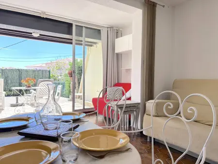 Studio 4 Couchages avec Jardin et Piscine à Bormes-les-Mimosas - Photo 9