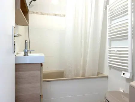 Studio 4 Couchages avec Jardin et Piscine à Bormes-les-Mimosas - Photo 14