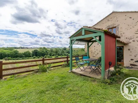 Gîte rustique avec 2 chambres, nature, animaux admis, wifi et parking - Photo 1