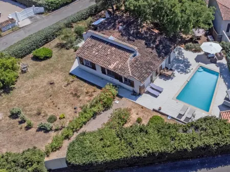 Pin Parasol, Maison individuelle avec piscine, 15km de la mer - Photo 10