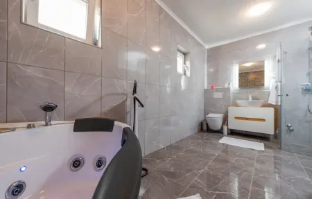 Maison 8 personnes à Gracac - Photo 32