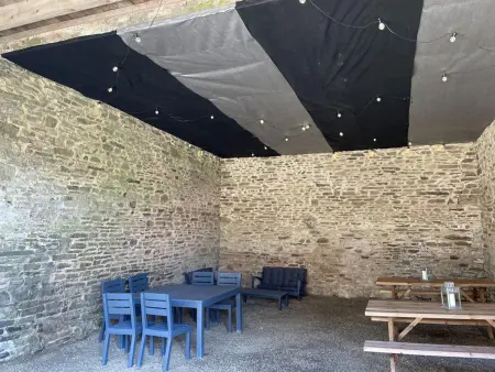 Grande maison 5 chambres à la campagne, animaux admis, parking, internet inclus, proche Mont St-Michel - Photo 23