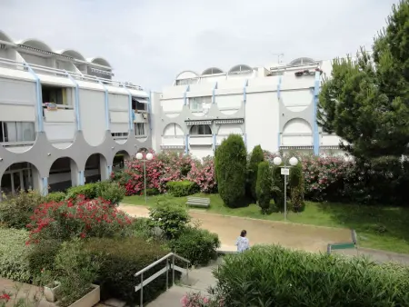 Studio cabine climatisé proche plage avec parking privé, piscines et jardins d'enfants - Photo 12
