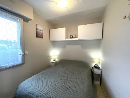 Appartement T2 à 50m du lac avec piscine et parking - Photo 4
